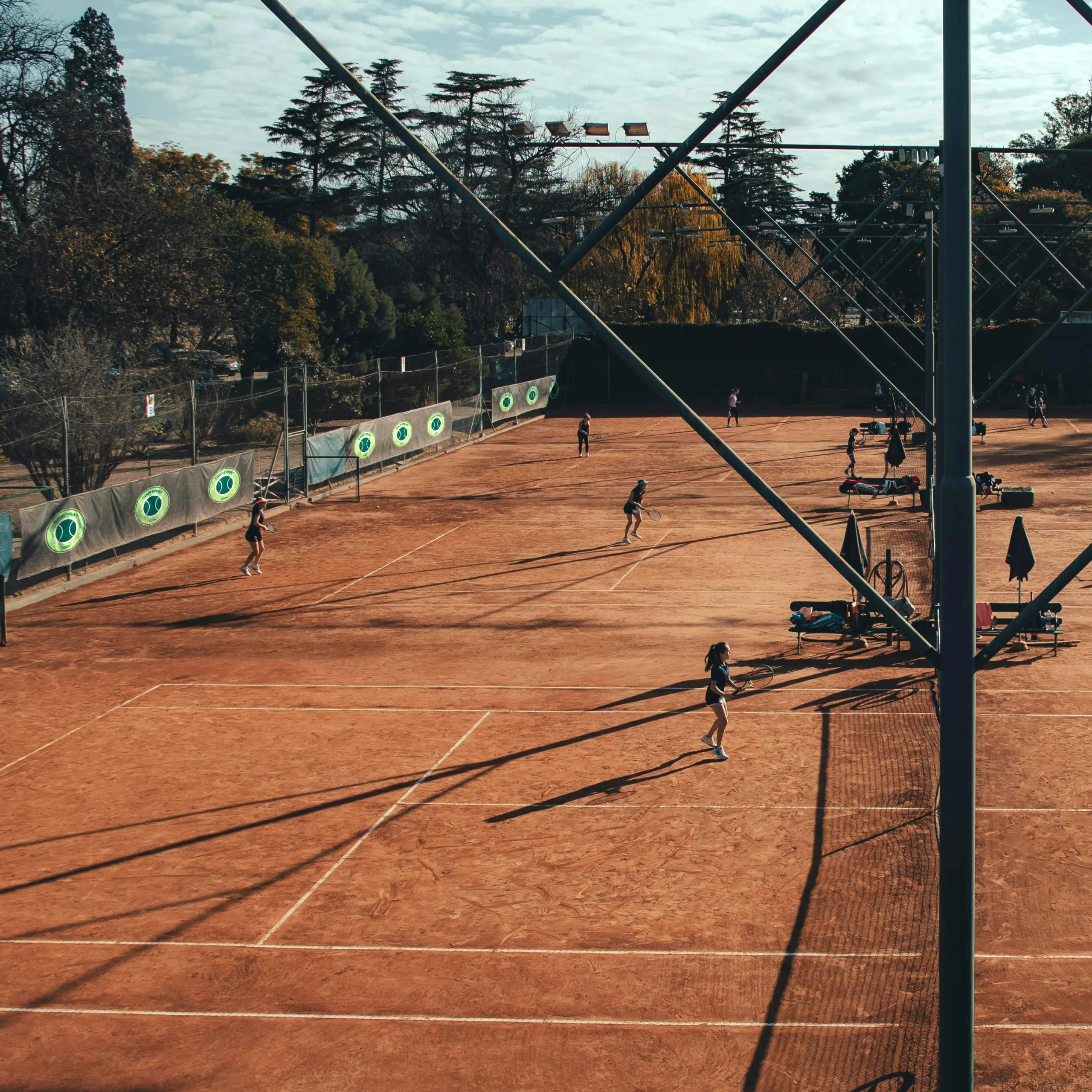 Lona personalizada para pistas de pádel - Imagen 2